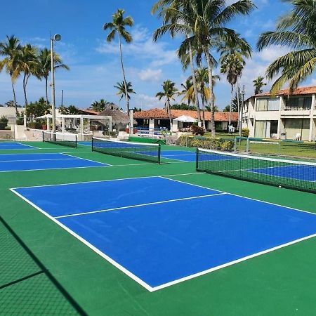 Cabo Blanco Hotel And Marina Barra de Navidad Exterior photo